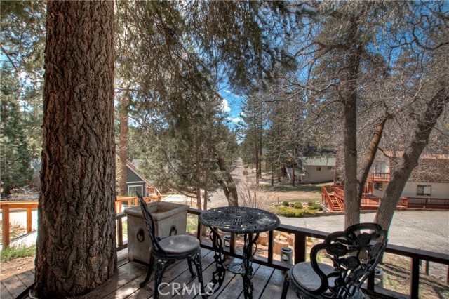 Detail Gallery Image 29 of 32 For 43114 Encino, Big Bear Lake,  CA 92315 - 2 Beds | 2 Baths