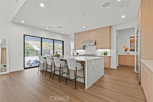 29961 W Corte Temprano, Valencia CA: https://media.crmls.org/medias/68f5ff0b-f93b-4110-b92c-680303c40607.jpg