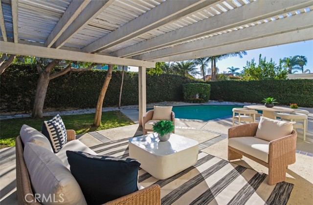 Detail Gallery Image 32 of 37 For 9882 Kings Canyon, Huntington Beach,  CA 92646 - 4 Beds | 2/1 Baths