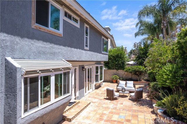 16 Harrisburg, Irvine CA: https://media.crmls.org/medias/68f7e7d9-210f-43d0-b3ff-087a805f3fb7.jpg