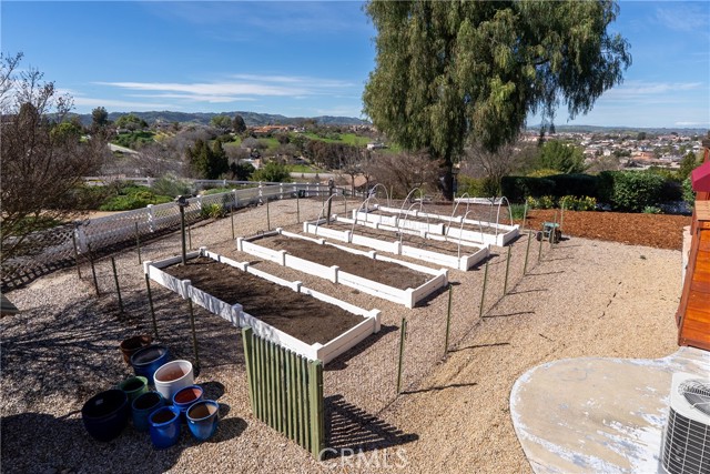 Detail Gallery Image 44 of 54 For 2039 Promontory, Paso Robles,  CA 93446 - 3 Beds | 2/1 Baths