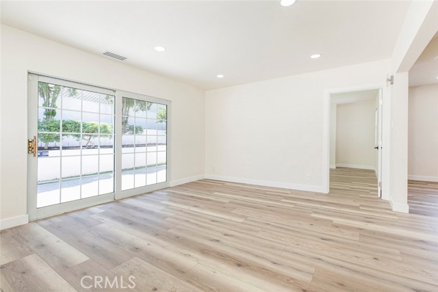 Detail Gallery Image 17 of 40 For 11110 Odell, Sunland,  CA 91040 - 4 Beds | 3 Baths