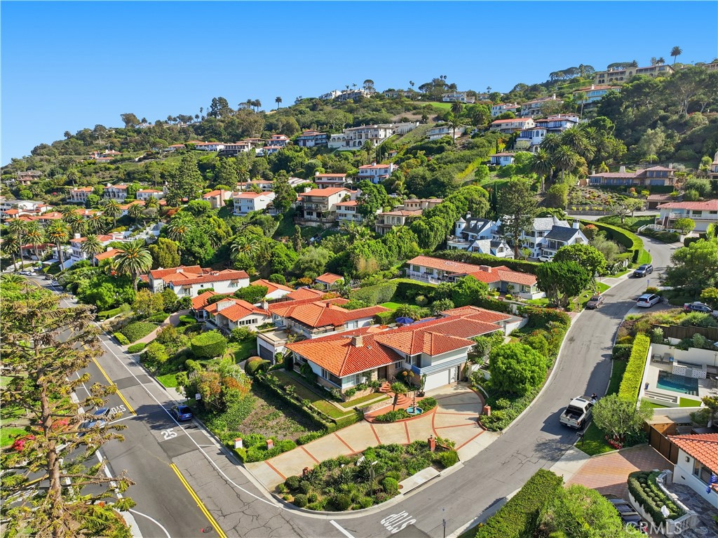 Picture of Palos Verdes Estates, CA 90274