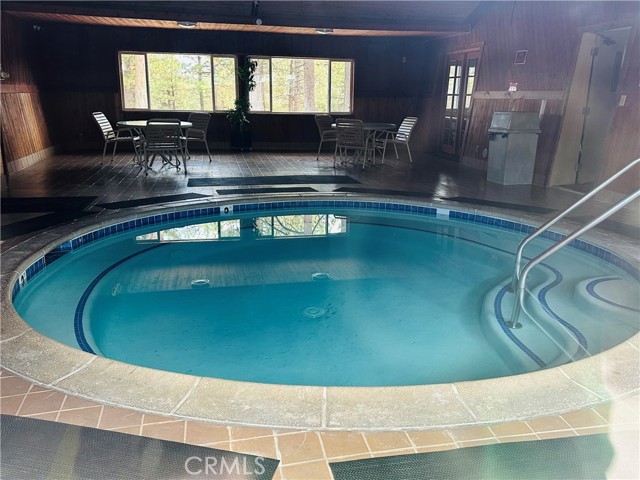391 Montclair Dr #41, Big Bear City CA: https://media.crmls.org/medias/68fa48bb-03d7-45e4-a7e3-b84126cac9b9.jpg