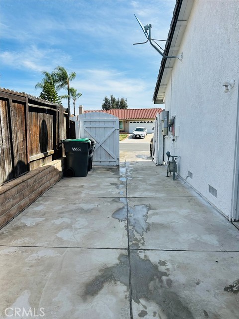 Detail Gallery Image 8 of 28 For 25690 Onate Dr, Moreno Valley,  CA 92557 - 3 Beds | 2 Baths