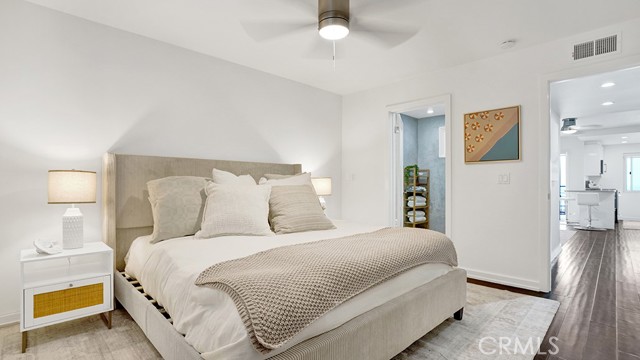 1202 N Pacific Street, Oceanside CA: https://media.crmls.org/medias/68fae50d-702f-4920-9462-0c165a41f251.jpg