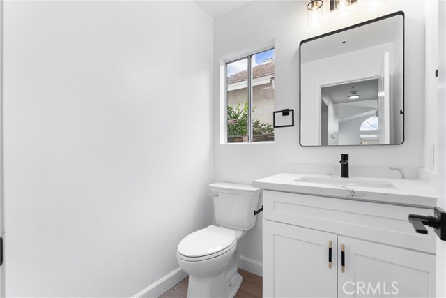 Detail Gallery Image 15 of 28 For 13677 Crawford Ct, Fontana,  CA 92336 - 3 Beds | 2/1 Baths