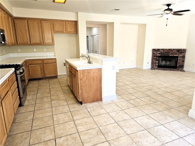 24839 Kentman Court, Wildomar CA: https://media.crmls.org/medias/68fb6ab8-32af-40bd-aec7-9acdfa90b3ef.jpg