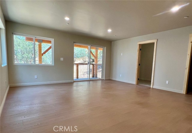 Detail Gallery Image 18 of 34 For 810 Villa Grove Ave, Big Bear City,  CA 92314 - 5 Beds | 3/1 Baths