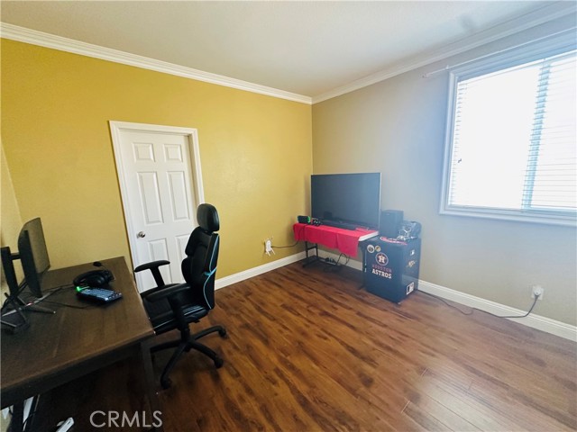 6478 Emmerdale Street, Eastvale CA: https://media.crmls.org/medias/68fb797f-bd5d-4ad6-bd72-6e9226107e81.jpg