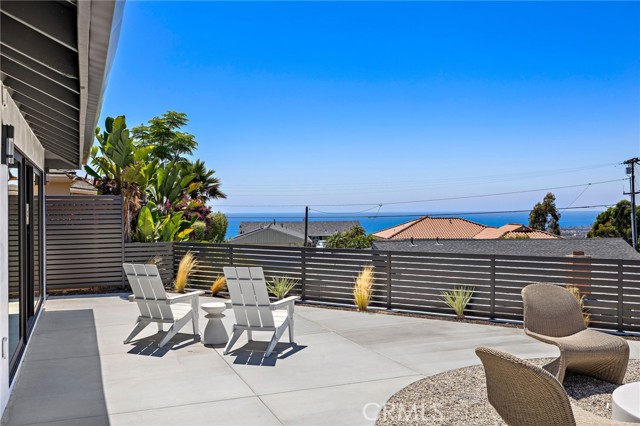 820 Calle Mendoza, San Clemente CA: https://media.crmls.org/medias/68fbc59e-f96e-4b6f-9de6-4e45e44ffac3.jpg