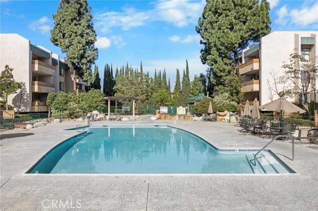 Detail Gallery Image 32 of 37 For 12121 Centralia St #302,  Lakewood,  CA 90715 - 3 Beds | 2 Baths