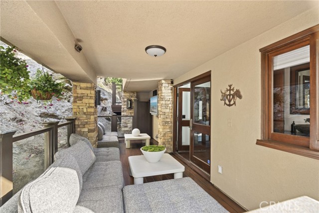 Detail Gallery Image 21 of 55 For 3150 Breakers, Corona Del Mar,  CA 92625 - 4 Beds | 5 Baths