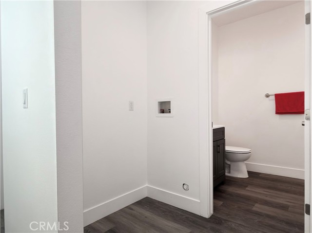 Detail Gallery Image 14 of 17 For 1491 Atlantic Ave, Long Beach,  CA 90813 - 2 Beds | 2 Baths