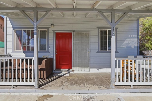 Detail Gallery Image 8 of 30 For 245 Commercial Ave, Riverside,  CA 92507 - 3 Beds | 1 Baths