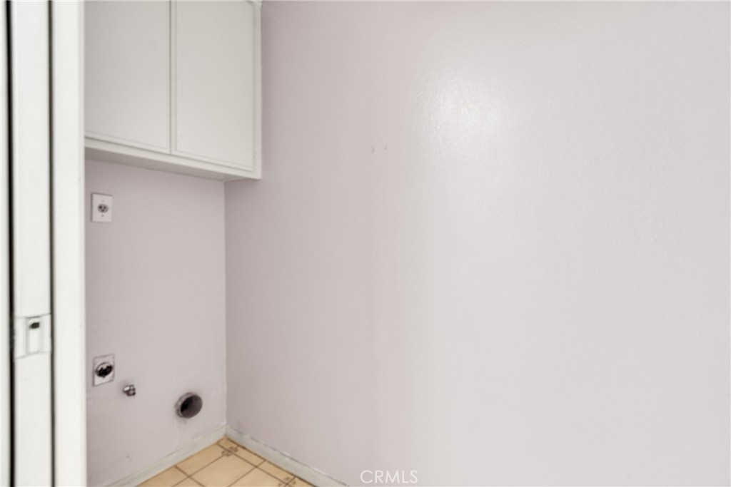 68fddb9f B38c 4eaa B529 7b9630d77b96