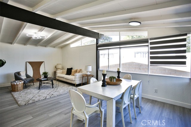 Detail Gallery Image 4 of 37 For 2540 W Picadilly Way, Anaheim,  CA 92801 - 3 Beds | 1/1 Baths