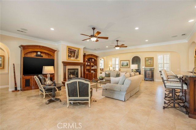 Detail Gallery Image 34 of 55 For 15929 Mandalay Rd, Canyon Country,  CA 91387 - 4 Beds | 5 Baths