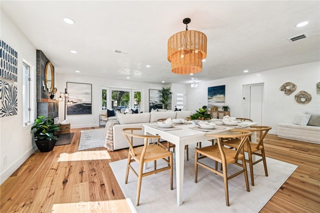 Detail Gallery Image 11 of 58 For 8454 Naylor Ave, Los Angeles,  CA 90045 - 3 Beds | 2 Baths