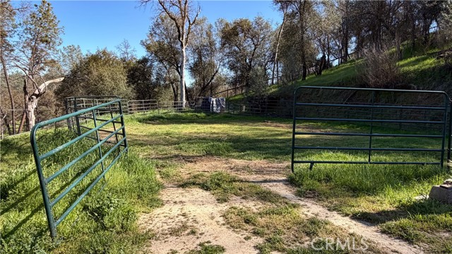 Detail Gallery Image 71 of 75 For 4421 Scrubby Oak, Mariposa,  CA 95338 - 6 Beds | 4/2 Baths