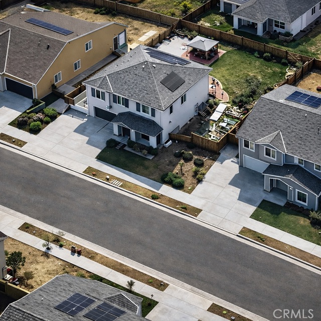 Detail Gallery Image 4 of 42 For 3935 E Myrtle Ave, Visalia,  CA 93292 - 4 Beds | 3 Baths