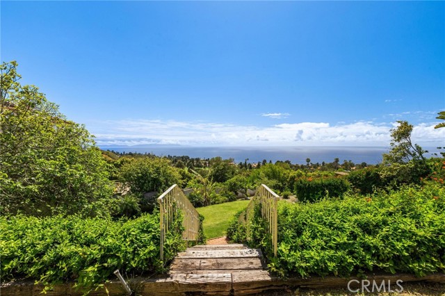 Detail Gallery Image 51 of 71 For 6780 Crest Rd, Rancho Palos Verdes,  CA 90275 - 6 Beds | 5/1 Baths