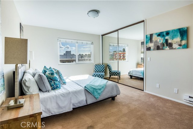 77 15th Street, Hermosa Beach, California 90254, 1 Bedroom Bedrooms, ,1 BathroomBathrooms,Residential,Sold,15th,SB17017771