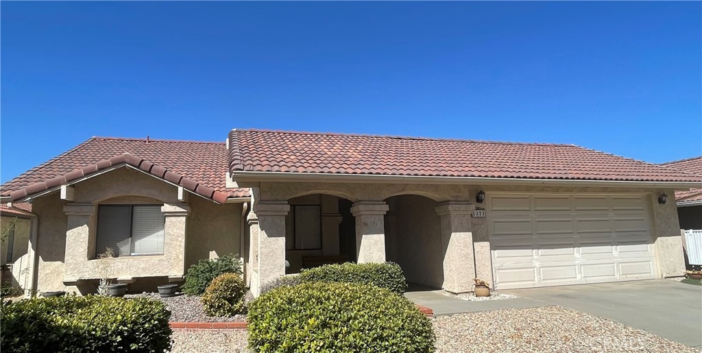 1371 Pepper Tree Drive