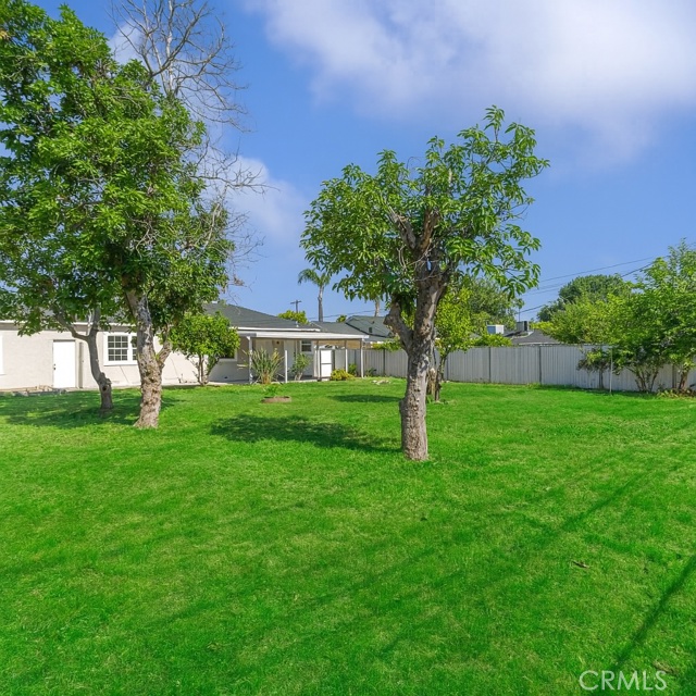 3288 Sepulveda Avenue, San Bernardino CA: https://media.crmls.org/medias/6901dc09-c1ce-4023-a2f3-f5d06ac9e02b.jpg