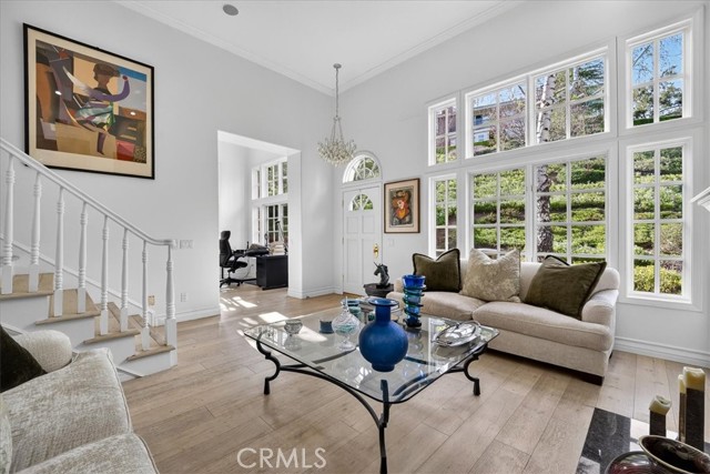 Detail Gallery Image 5 of 26 For 2443 Swanfield Ct, Thousand Oaks,  CA 91361 - 3 Beds | 2/1 Baths