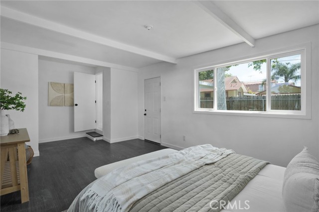 Detail Gallery Image 14 of 30 For 1132 S Vicentia Ave, Corona,  CA 92882 - 3 Beds | 2 Baths