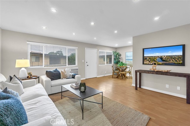 Front Image Thumbnail for CRPW25279848