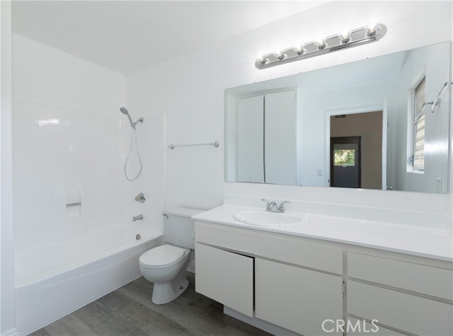 611 Lighthouse Way, Port Hueneme CA: https://media.crmls.org/medias/6902faf6-e710-4340-8b84-3ddcdff7fa62.jpg