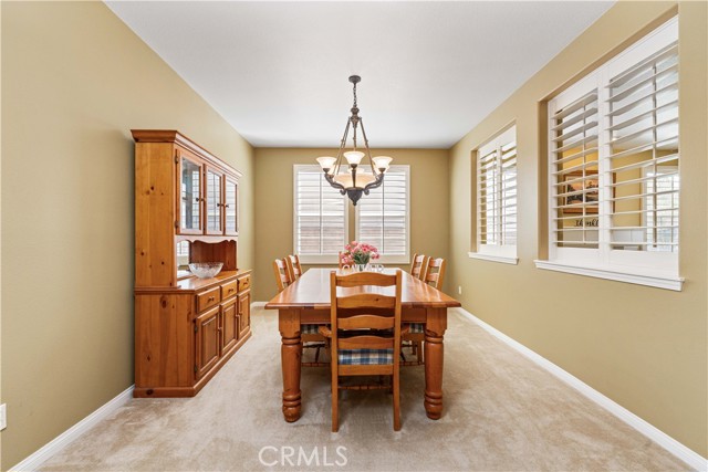 Detail Gallery Image 9 of 54 For 29126 Starwood Pl, Saugus,  CA 91390 - 4 Beds | 3/1 Baths