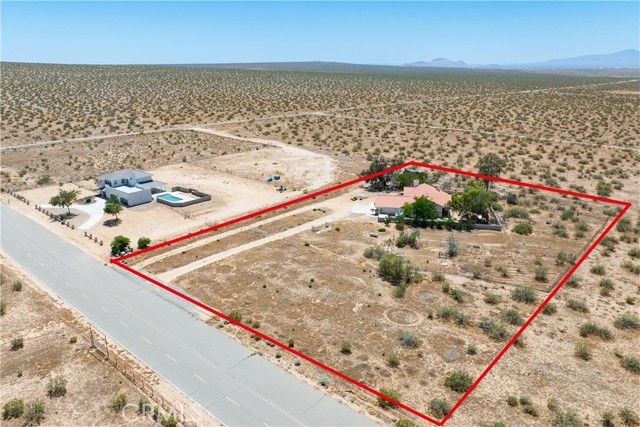 17157 Hacienda Boulevard, California City CA: https://media.crmls.org/medias/6903973e-c9e8-40f8-a156-84b0a36917f3.jpg