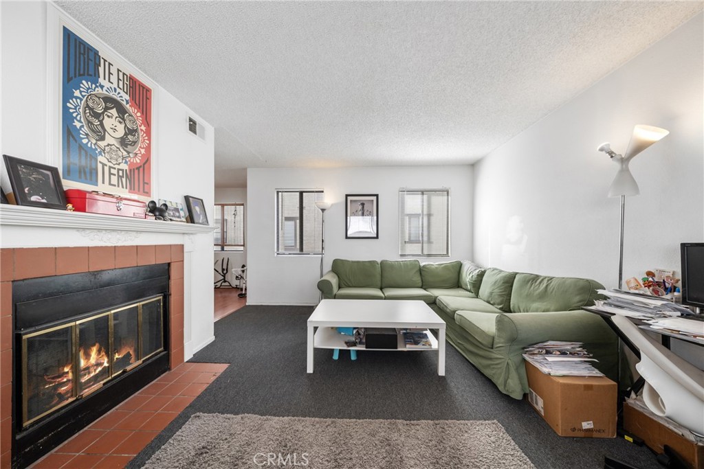 MLS #WS25239022 image #5