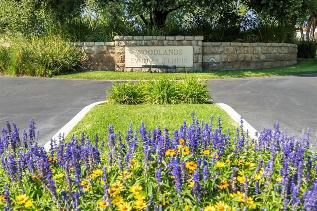 26800 Fairlain Drive, Valencia CA: https://media.crmls.org/medias/6905f57f-6e7b-4db8-99b0-b44d57b57072.jpg