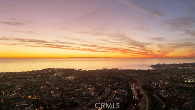 Detail Gallery Image 9 of 41 For 10 Soto Grande, Dana Point,  CA 92629 - 2 Beds | 2/1 Baths