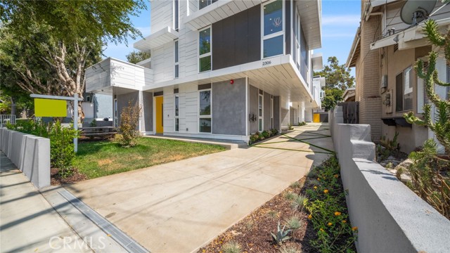 2306 Aviation Boulevard, Redondo Beach, California 90278, 4 Bedrooms Bedrooms, ,5 BathroomsBathrooms,Residential,Sold,Aviation,PV21199795