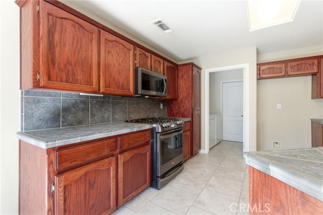 Detail Gallery Image 25 of 54 For 2431 S Cedar, Visalia,  CA 93292 - 3 Beds | 2 Baths