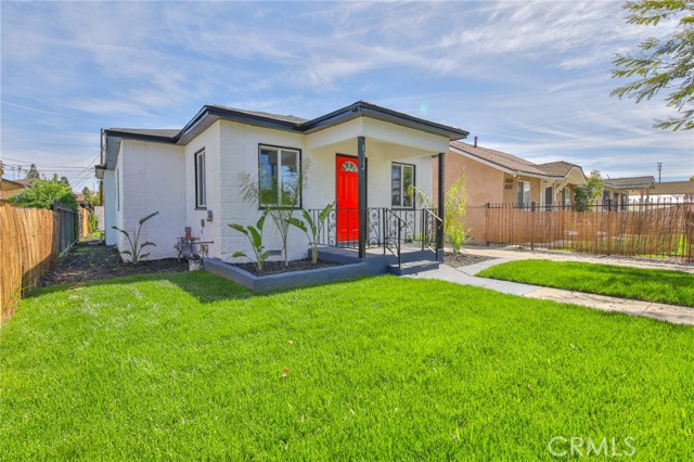 Detail Gallery Image 4 of 56 For 8932 Orchard, Los Angeles,  CA 90044 - – Beds | – Baths