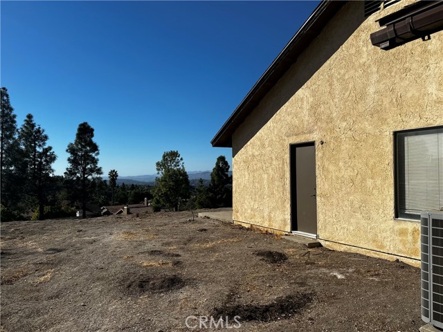 Detail Gallery Image 3 of 9 For 3563 Quarzo Cir, Thousand Oaks,  CA 91362 - 3 Beds | 2 Baths