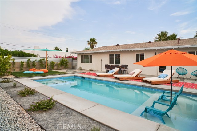 Detail Gallery Image 38 of 49 For 378 W Sunview Ave, Palm Springs,  CA 92262 - 4 Beds | 2 Baths