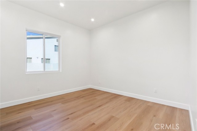 Detail Gallery Image 44 of 51 For 14931 Vose St, Van Nuys,  CA 91405 - 7 Beds | 6/1 Baths