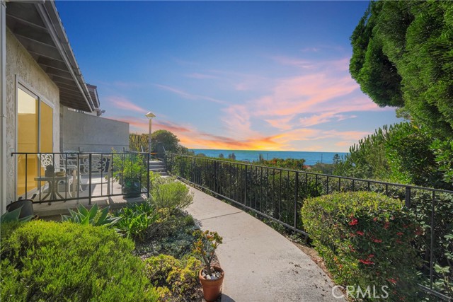 Detail Gallery Image 29 of 36 For 28127 Ridgethorne Ct, Rancho Palos Verdes,  CA 90275 - 3 Beds | 2 Baths