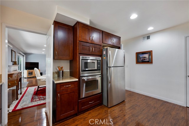 Image 12 of 60 For 673 Cliffwood