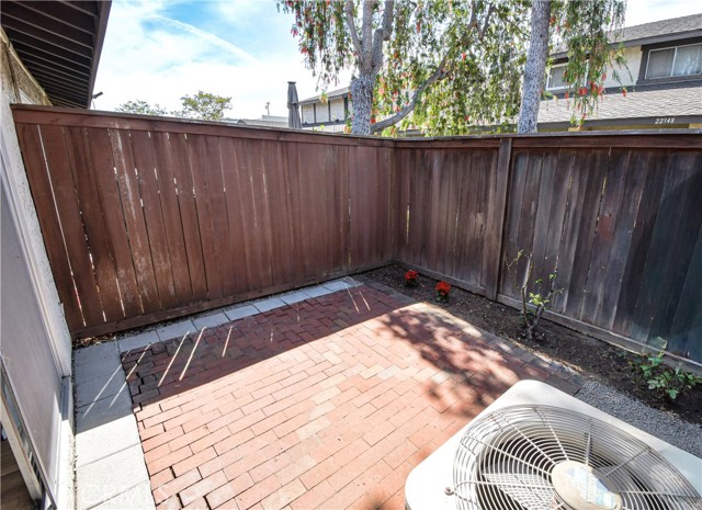 Detail Gallery Image 33 of 34 For 22346 Harbor Ridge Lane #4,  Torrance,  CA 90502 - 3 Beds | 1/1 Baths