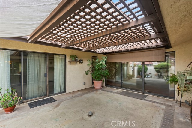 Detail Gallery Image 34 of 45 For 880 El Mirador, Upland,  CA 91784 - 2 Beds | 2/1 Baths