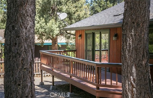 1709 Lassen Way, Pine Mountain Club CA: https://media.crmls.org/medias/690b1cb8-4ac5-4d92-8874-ff906e5fbdc3.jpg