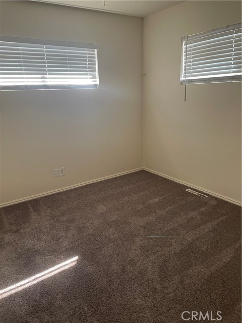 Detail Gallery Image 6 of 8 For 1041 Street Whittier Ave, Hemet,  CA 92543 - 3 Beds | 2 Baths